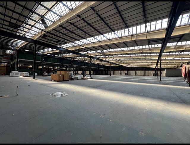 18,000M² FACTORY TO LET IN ROODEKOP
